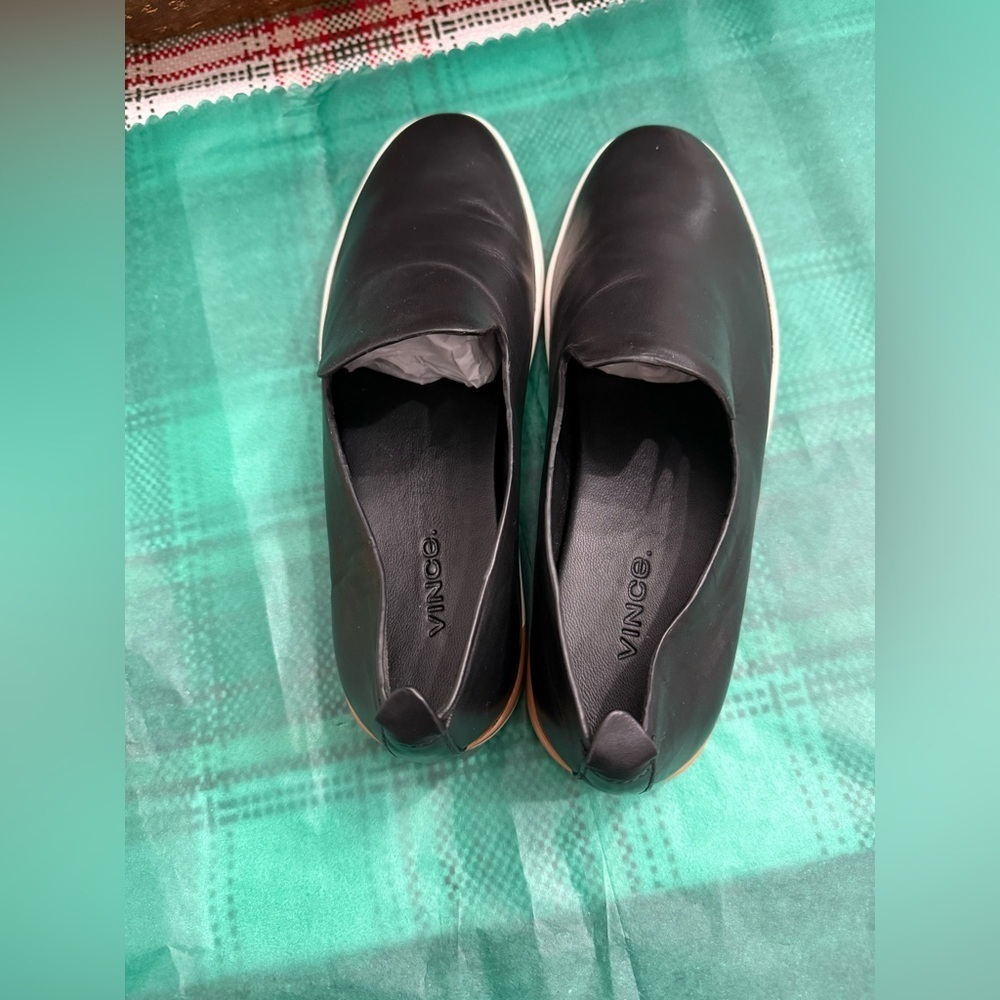 Vince Black Leather Slip-On Shoes - Picture 4 of 9